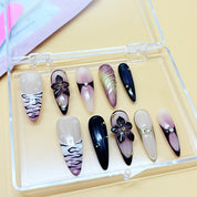 zb56..A variety of styles of wearable armor display boards