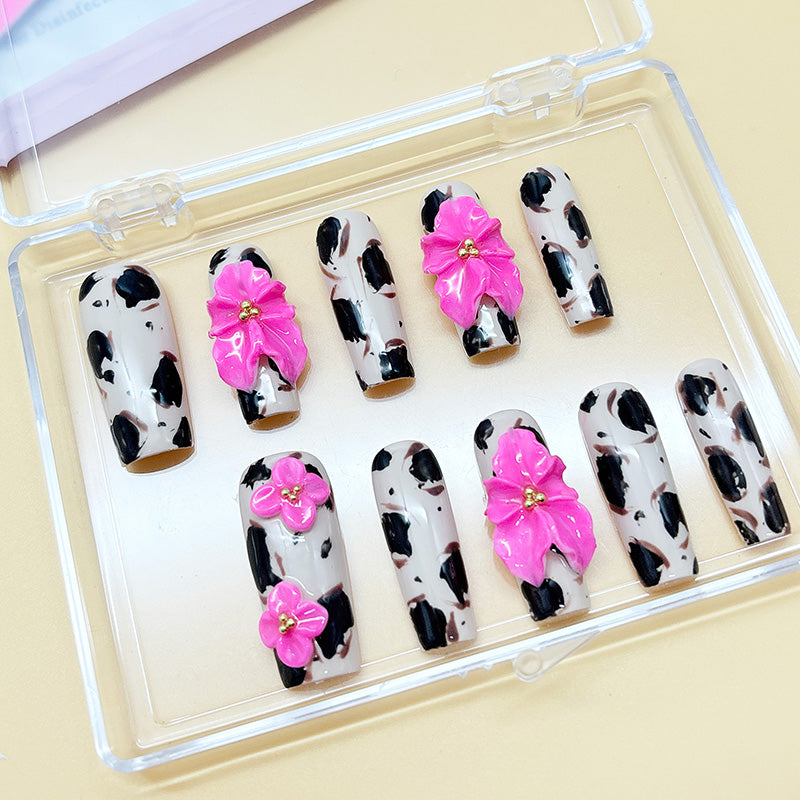 zb72..A display board featuring 24 beautiful and distinct styles of nail art.