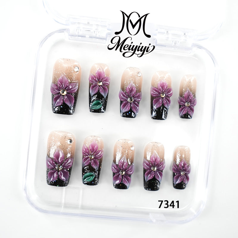 zb110..A wide variety of nails