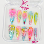 zb135..A variety of nails
