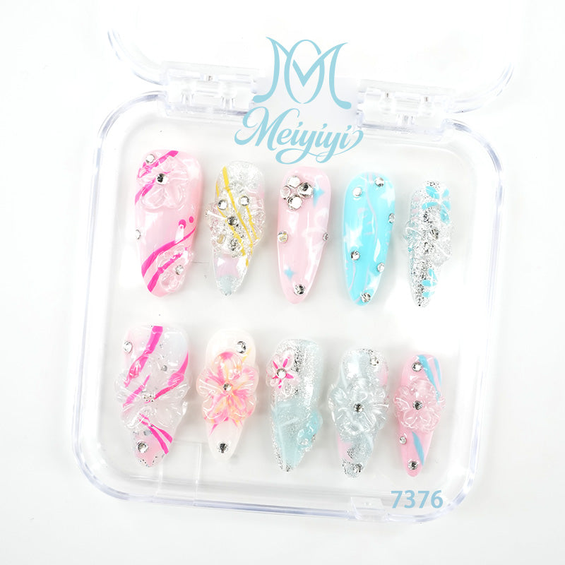zb113..A wide variety of nails
