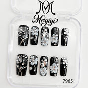 zb133..A variety of nails