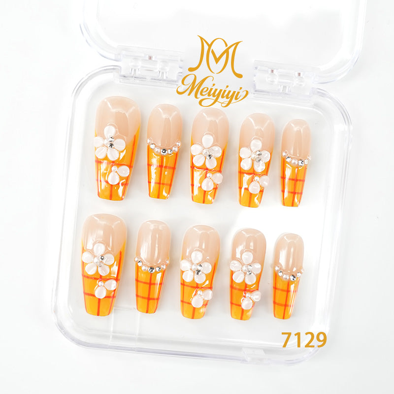 zb103..Different styles of nails