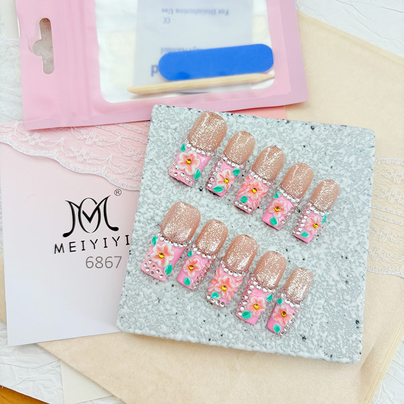 zb93..Diverse styles of nails