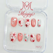 zb133..A variety of nails