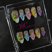 zb98..Nails of various styles.