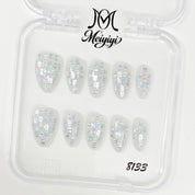 zb140..A collection of 24 exquisite nails