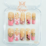 zb130..A wide variety of wearable nails