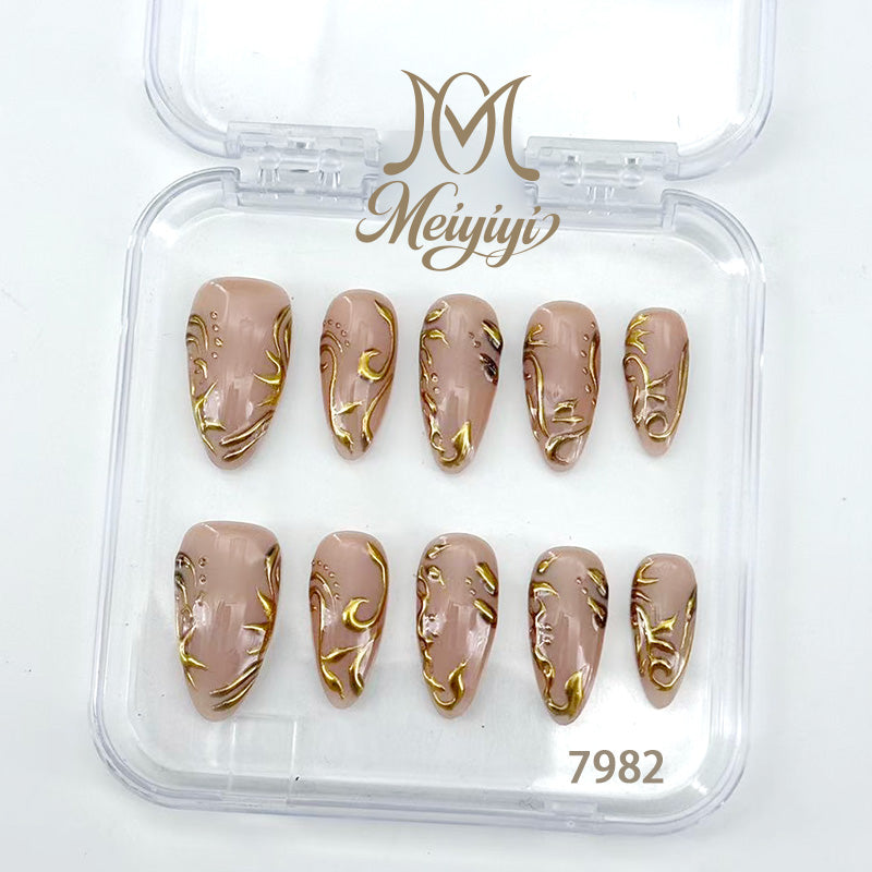 zb134..A variety of nails