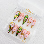zb96..Colorful protective nails