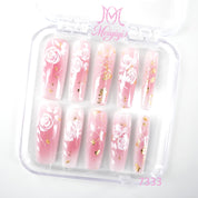 zb110..A wide variety of nails