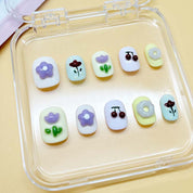 zb65..A display board featuring 24 different styles of fashionable and trendy nail art.