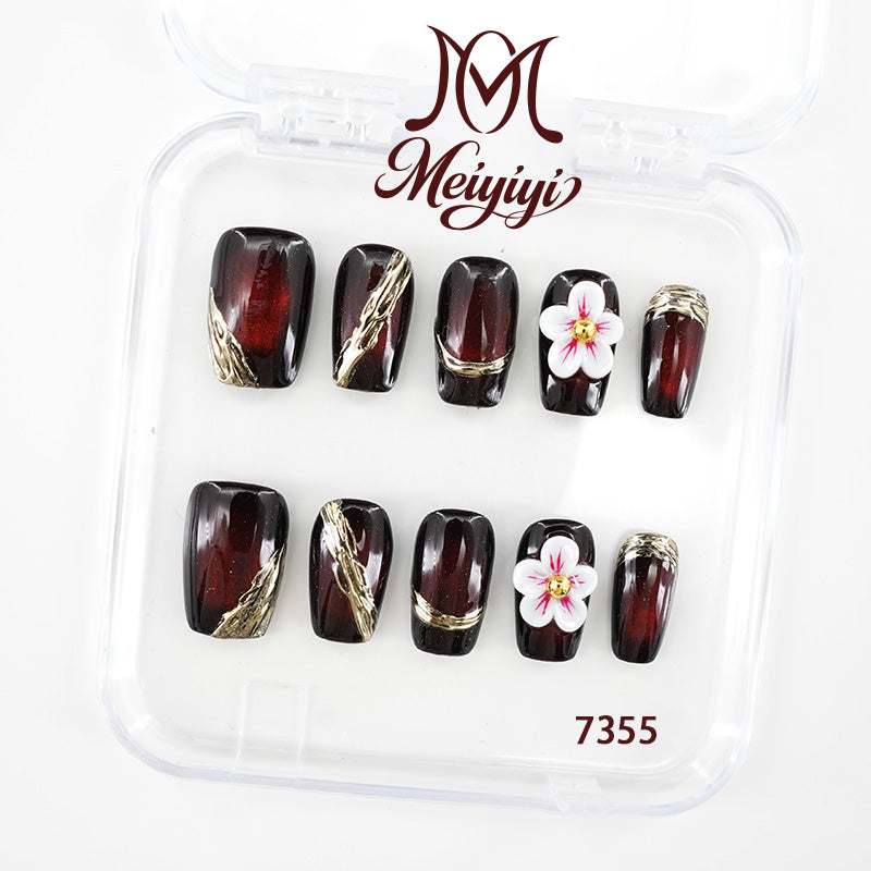 zb110..A wide variety of nails