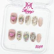 zb135..A variety of nails