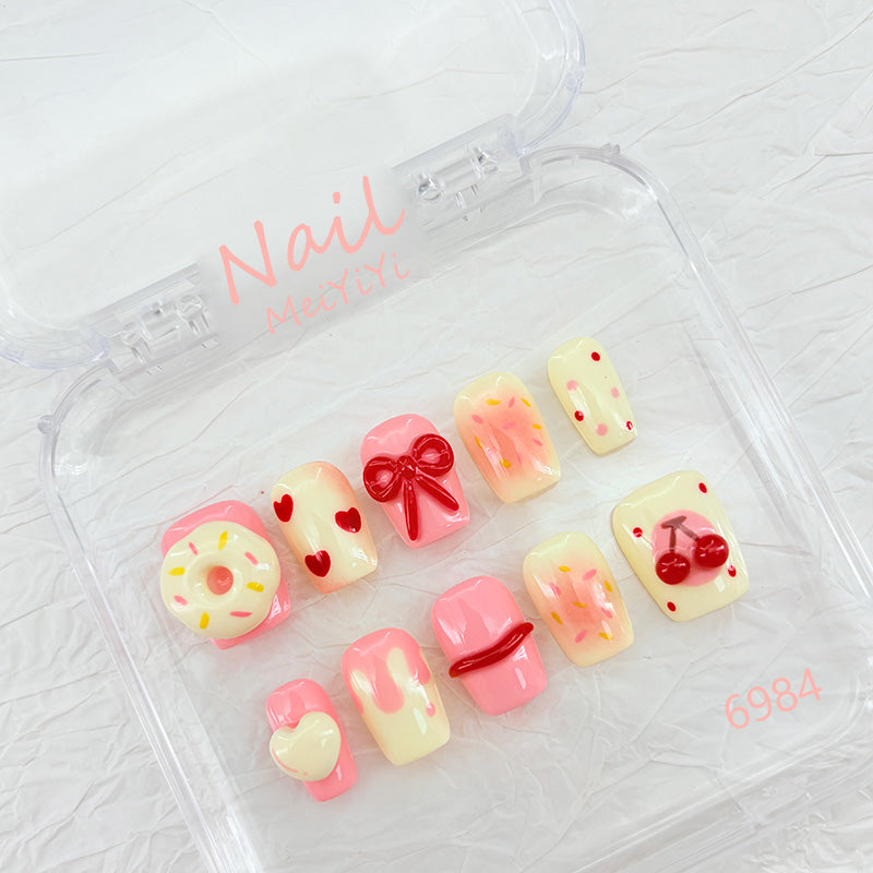 zb96..Colorful protective nails