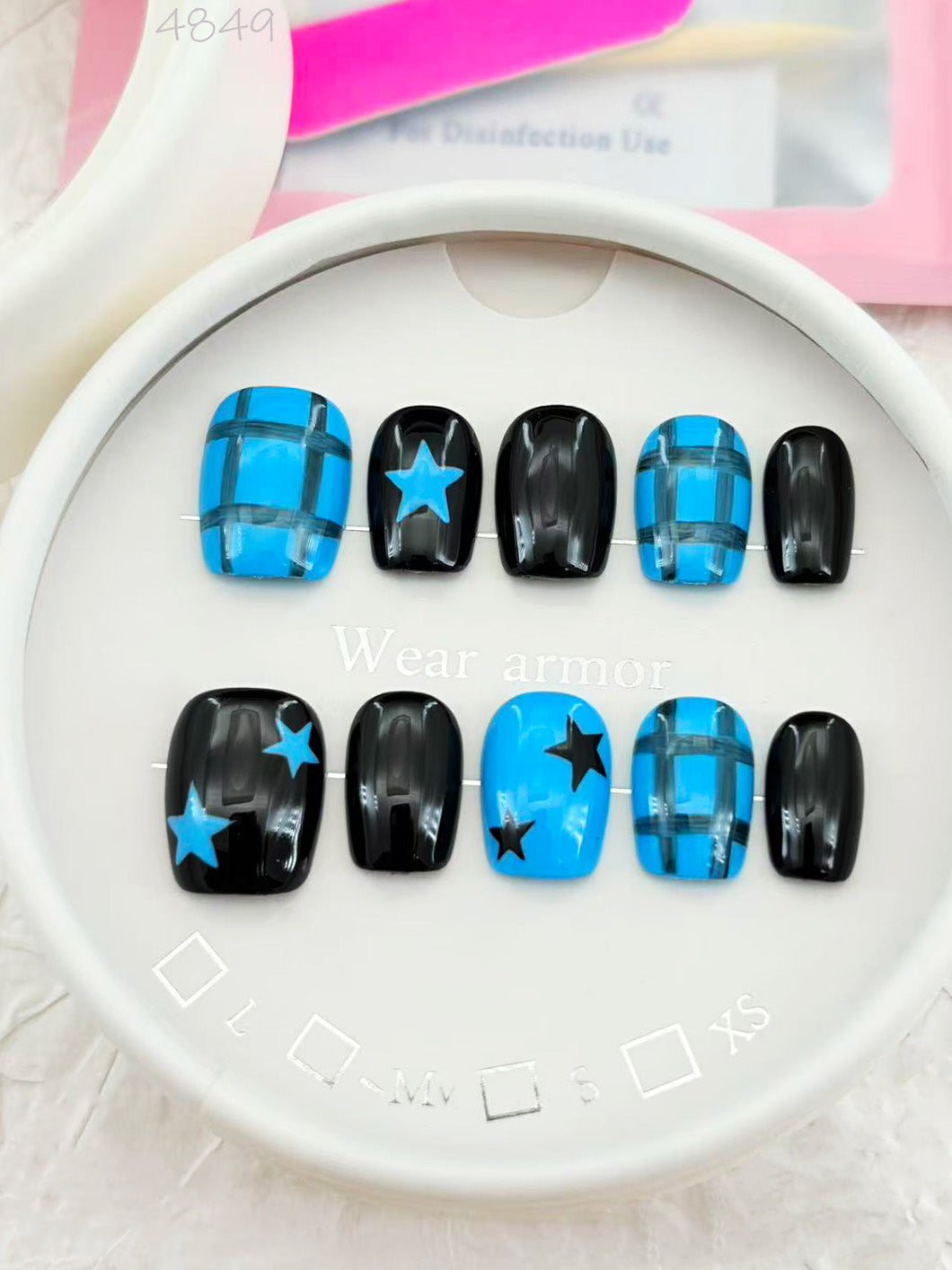 zb97..A wide variety of nails