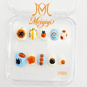 zb133..A variety of nails