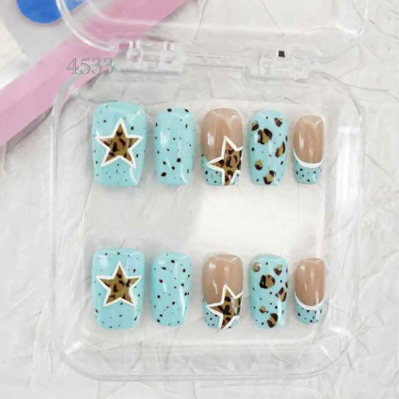 zb27..Nail art display board