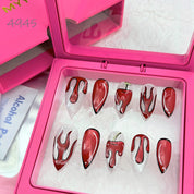 zb34..A collection of almond-shaped and square-shaped wearable nails
