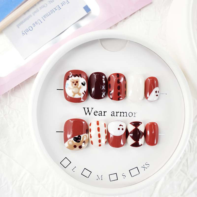 zb33..A variety of almond-shaped and square nails.