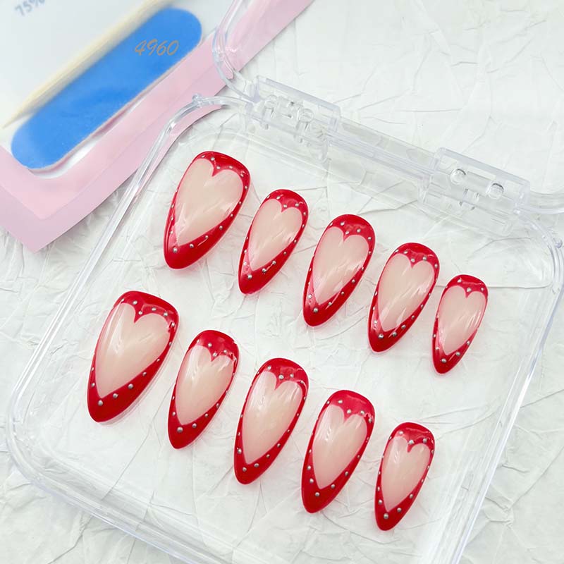 zb35..A variety of choices for almond-shaped and square-shaped wearable nails.