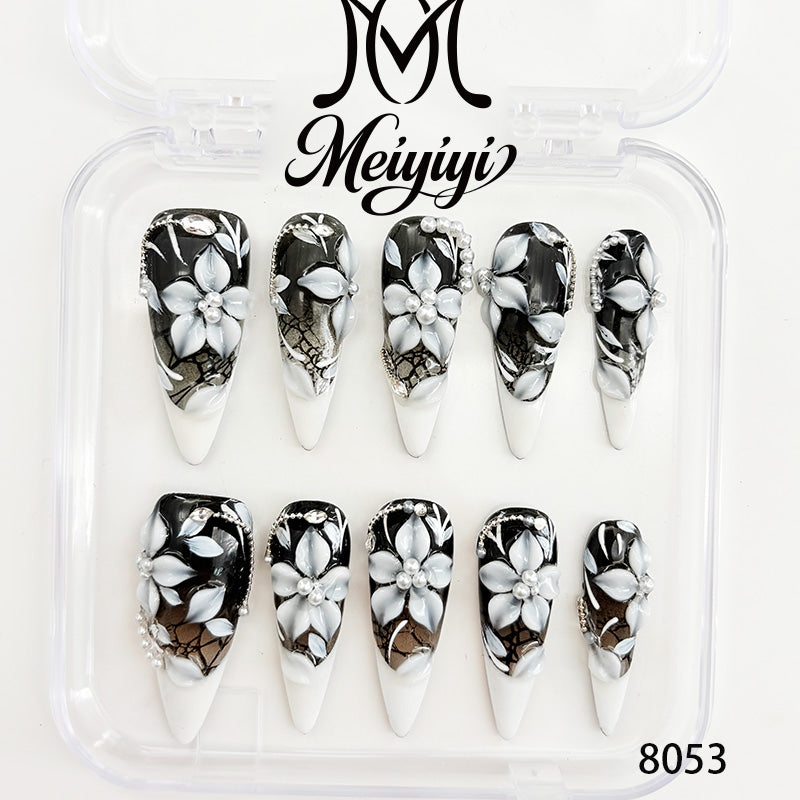 zb136..A wide variety of nails