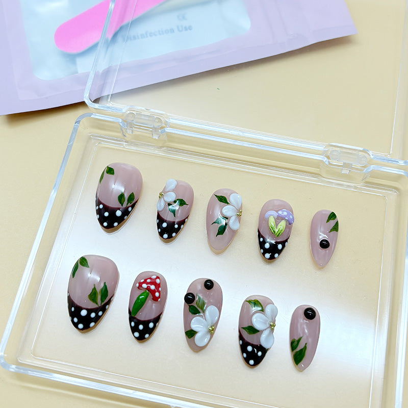 zb59..There are display boards featuring 24 different styles and designs of fashionable and trendy nail wear.