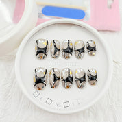 zb57.. A beautiful display board featuring 24 different popular styles of wearable nail art.