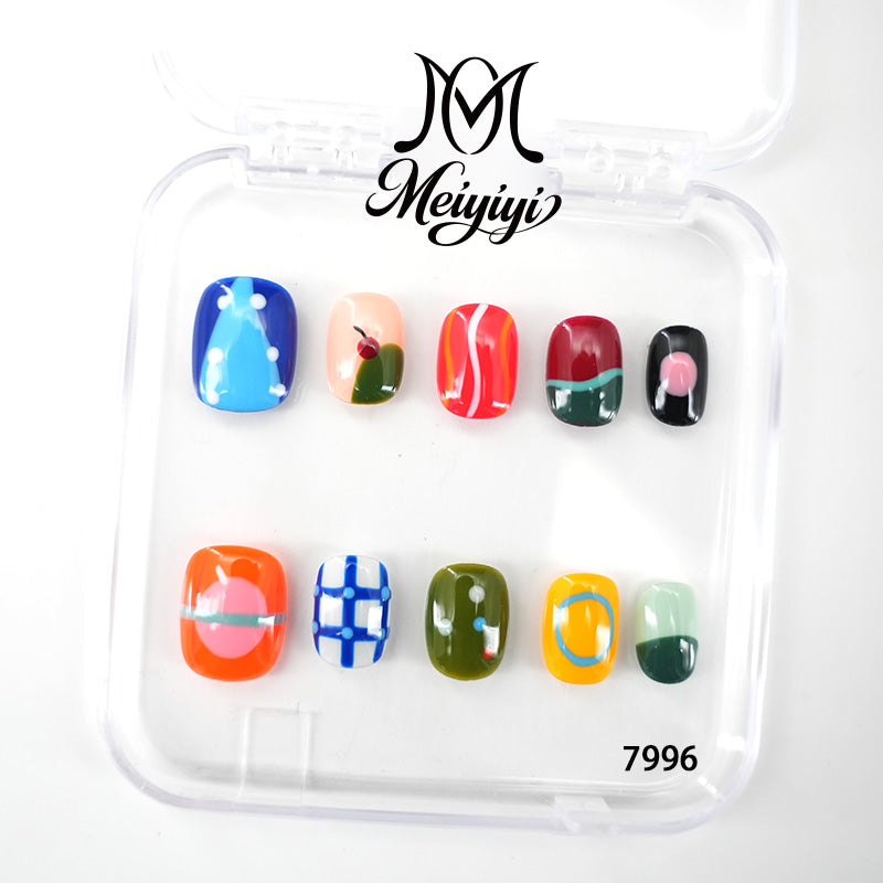 zb134..A variety of nails
