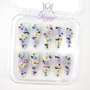 zb134..A variety of nails