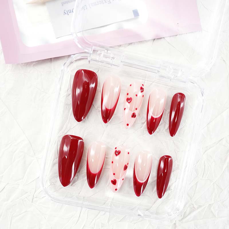 zb33..A variety of almond-shaped and square nails.