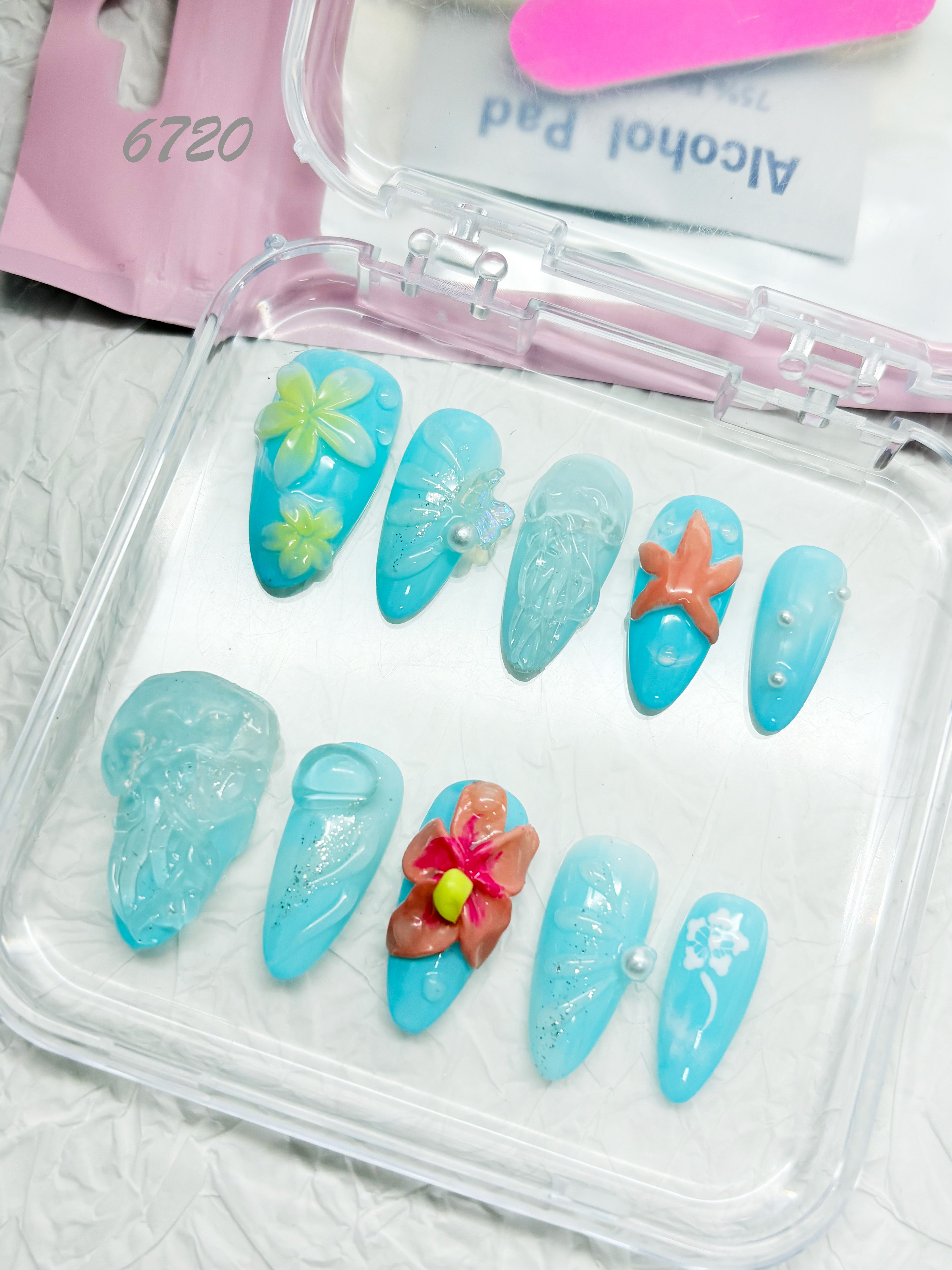 zb85..Exquisite nails
