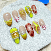 zb92..A wide variety of wearable nails in different styles.
