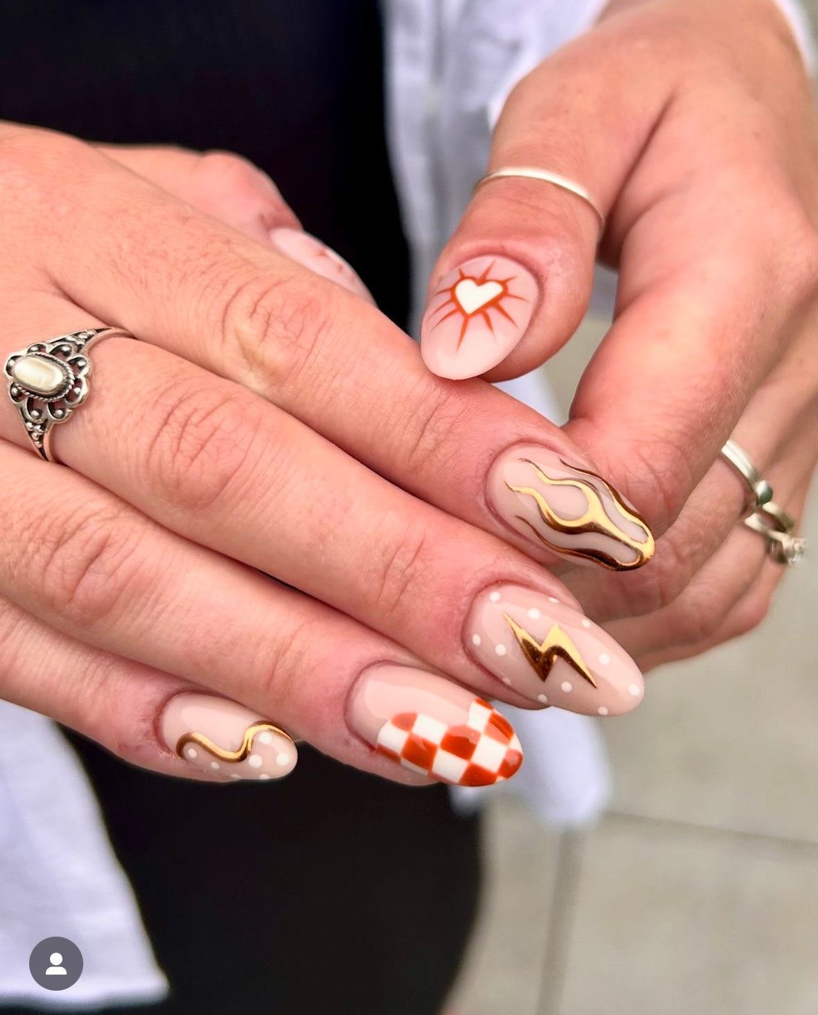 Customized Nails-rich