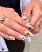 Customized Nails-rich