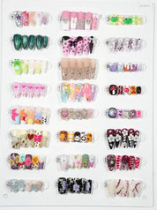 zb135..A variety of nails