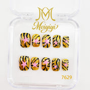 zb121..A wide variety of nails