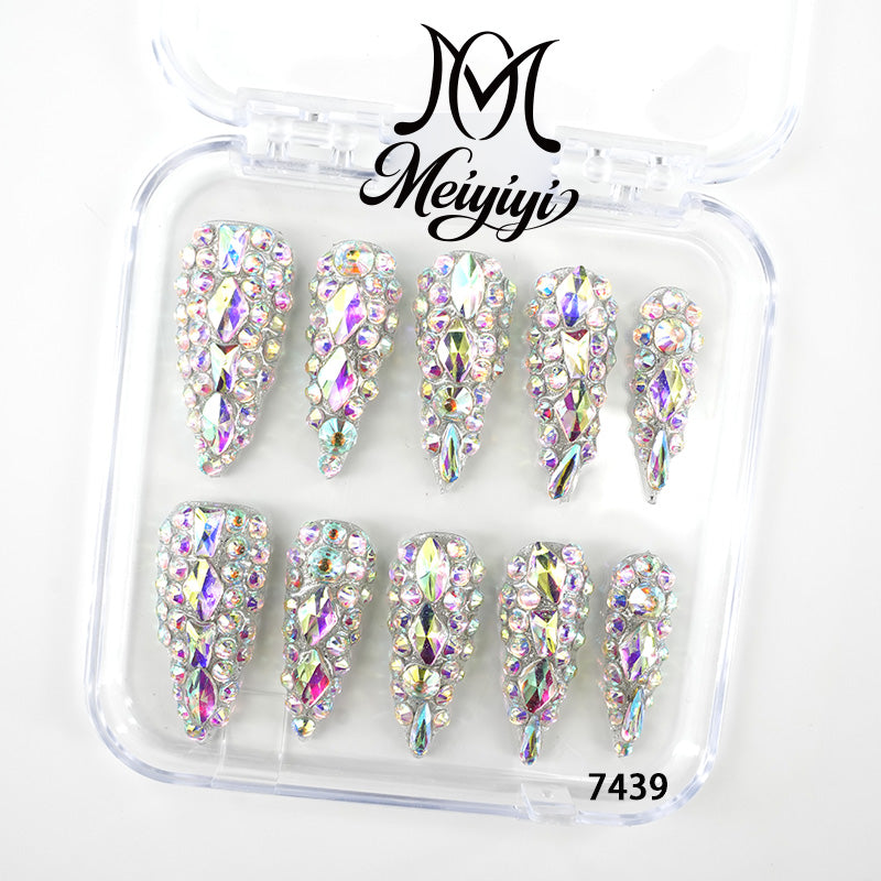 zb113..A wide variety of nails