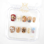 zb110..A wide variety of nails