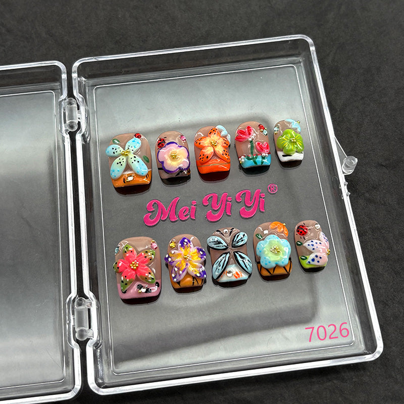zb96..Colorful protective nails