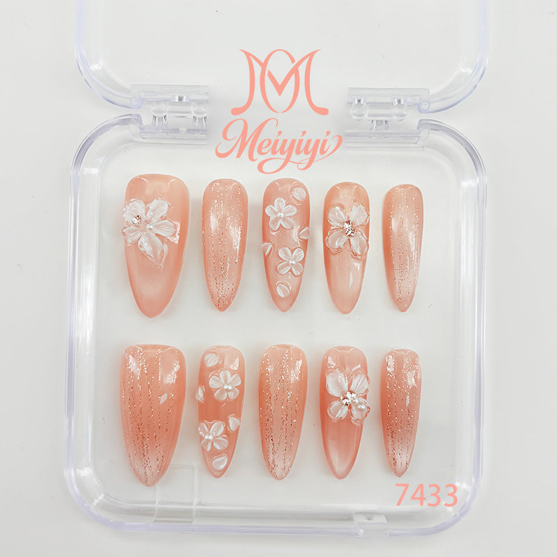 zb112..A wide variety of nails
