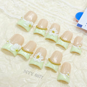 zb92..A wide variety of wearable nails in different styles.