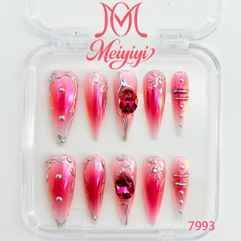 zb133..A variety of nails