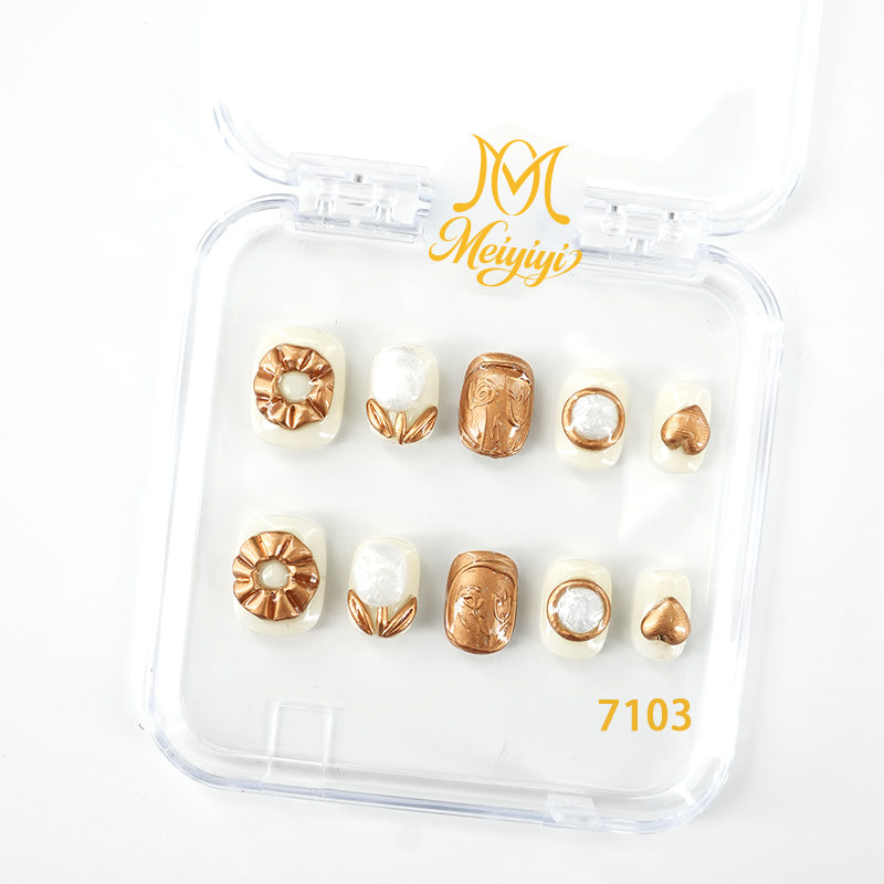 zb100..Different styles of nails