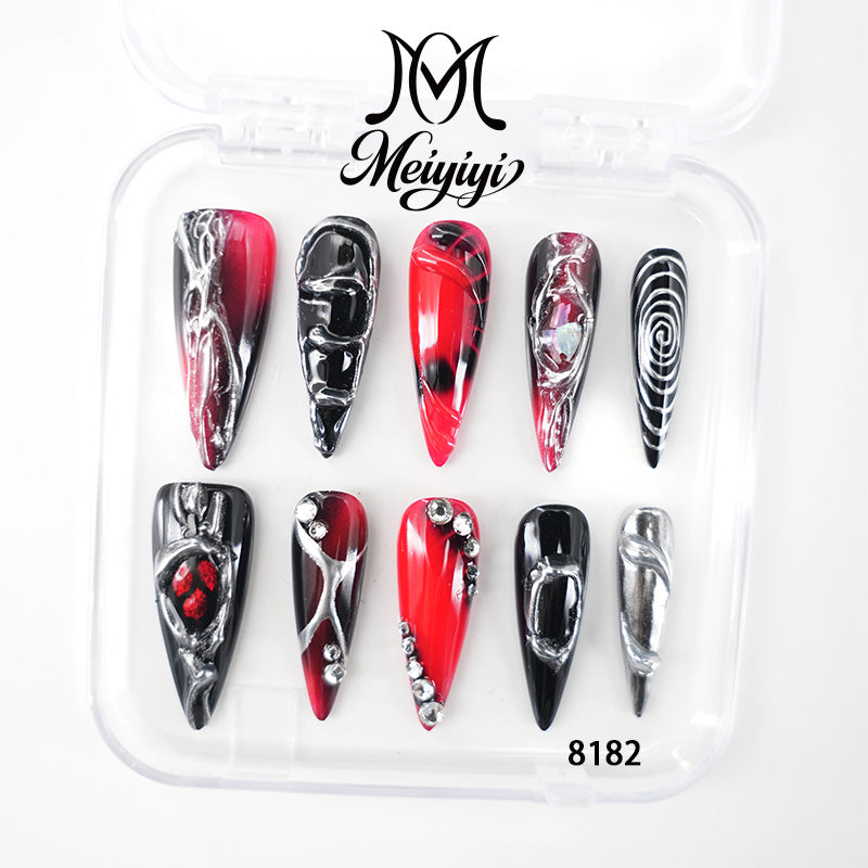 zb139..A collection of nails