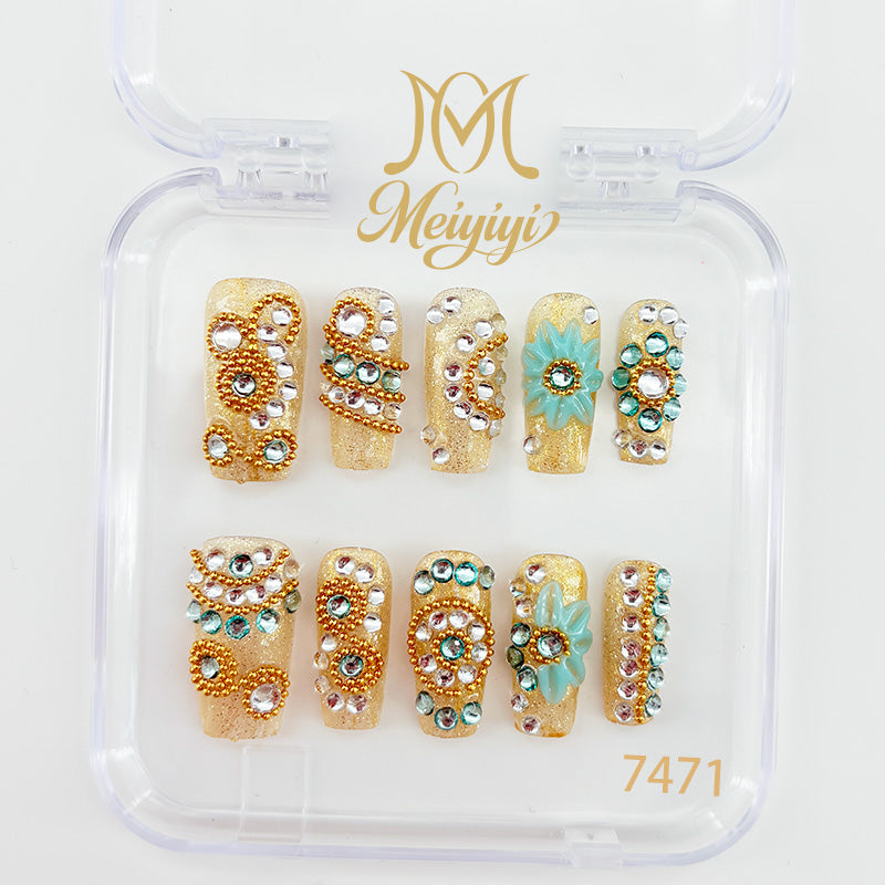 zb115..A wide variety of nails