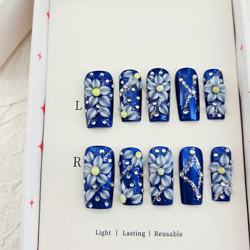 zb31..A wide variety of wearable nails