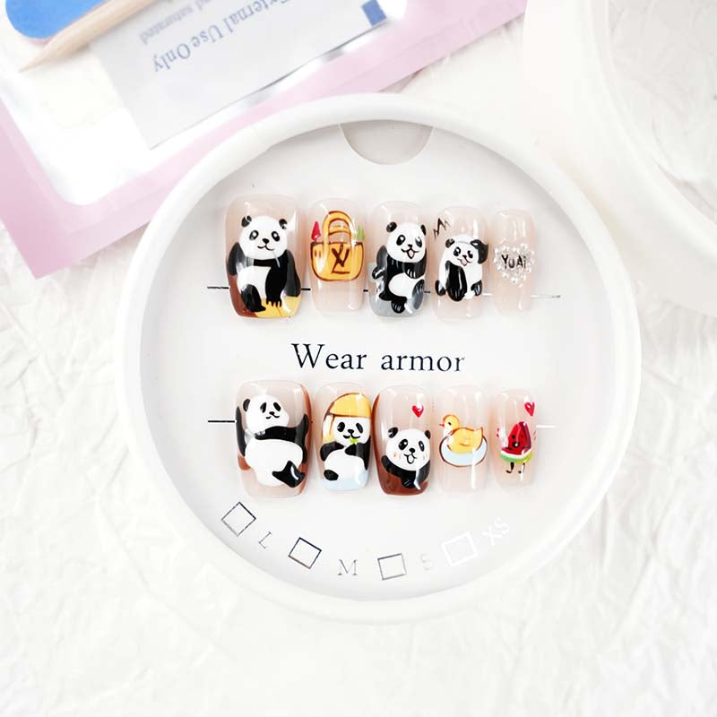 zb55..A display board featuring 24 different styles of fashionable nail wear.