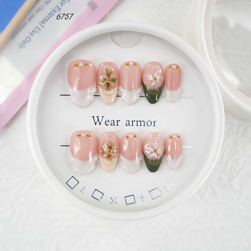 zb91..Beautiful nail art