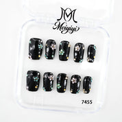 zb119..A wide variety of nails